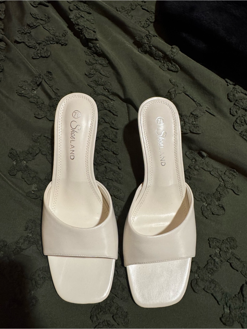 Women's White Kitten Heels